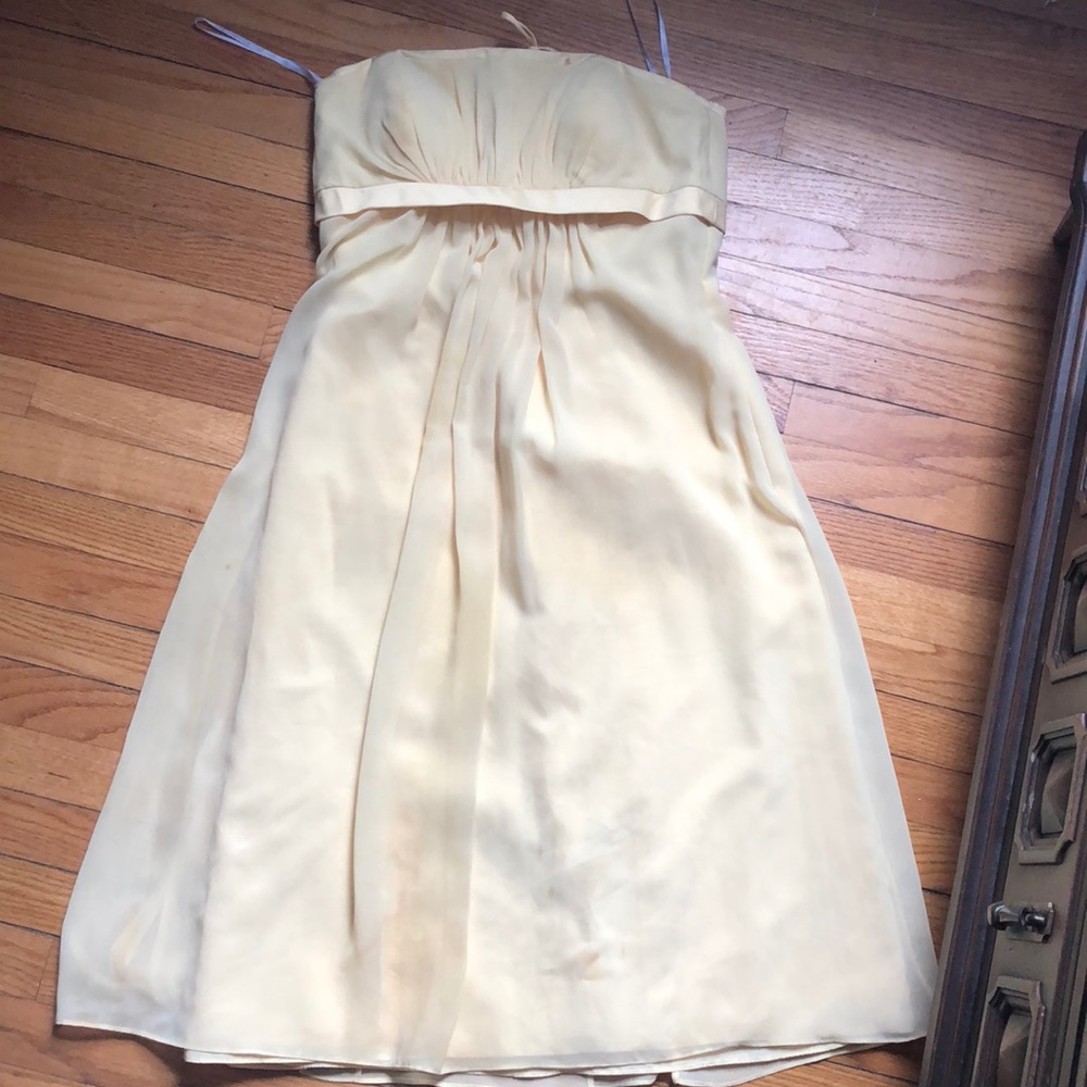 Yellow dress
